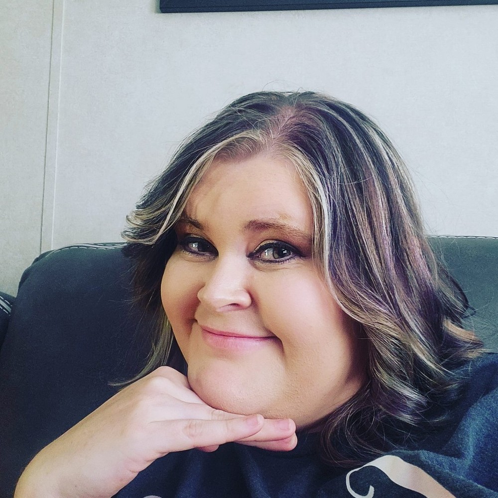 Meet your Posher, Posh